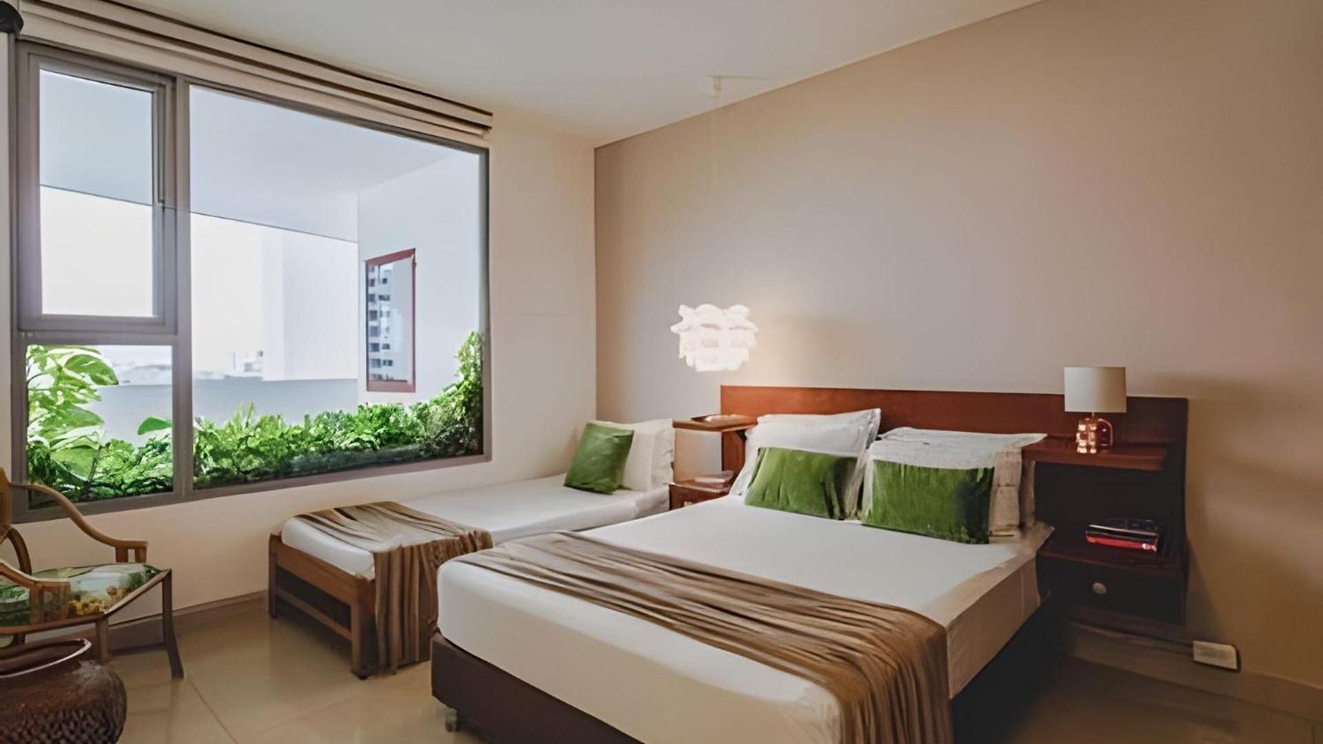 Sunset Oceanfront+ Gym Jacuzzi Apartamento
