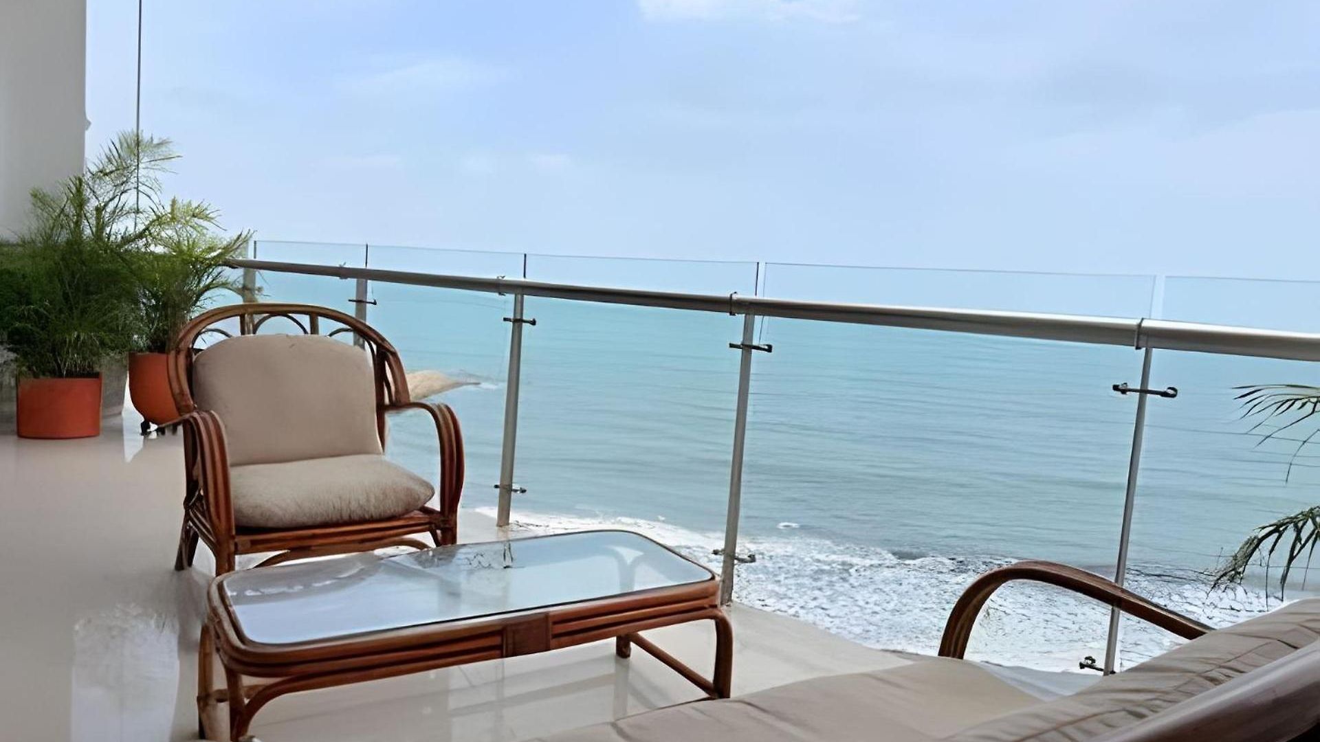Apartamento Sunset Oceanfront+ Gym Jacuzzi *