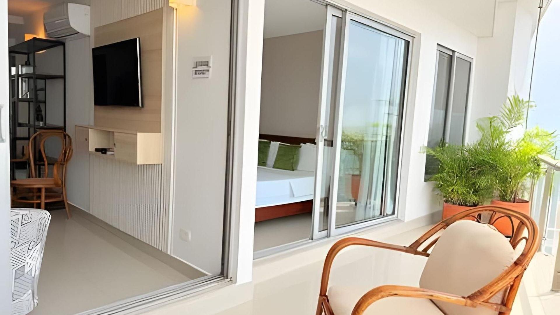 Sunset Oceanfront+ Gym Jacuzzi Apartamento Cartagena