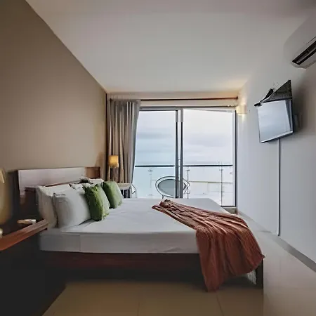 Apartamento Sunset Oceanfront+ Gym Jacuzzi