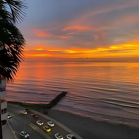 Apartamento Sunset Oceanfront+ Gym Jacuzzi *