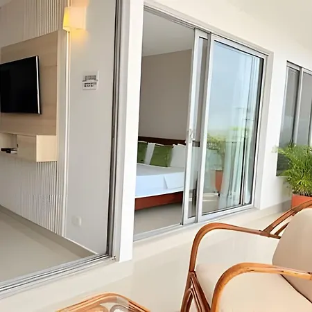 Sunset Oceanfront+ Gym Jacuzzi Apartamento Cartagena