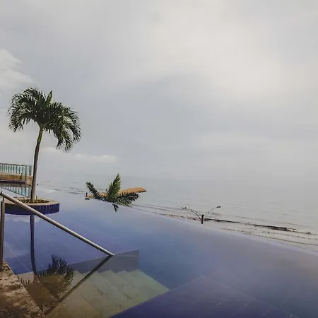 Apartamento Frente Al Mar Ciudad Antigua 7b1